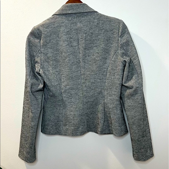 Amanda and Chelsea Blazer, Size Small - Picture 2 of 7